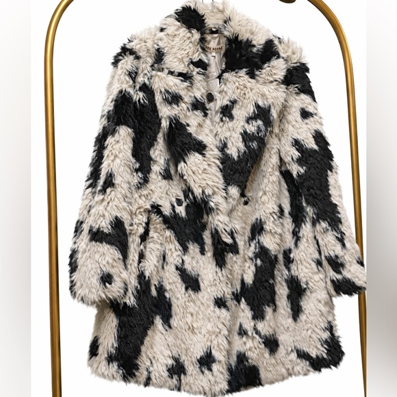 Free People x REVOLVE Jade Cow Fur Coat in Black & White - Picture 8 of 16